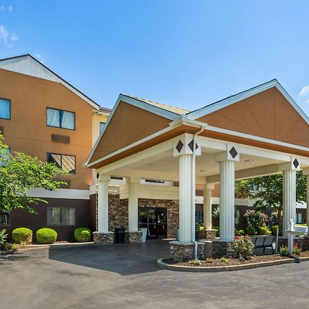 Best Western Plus Georgetown Corporate Center Hotel Екстер'єр фото