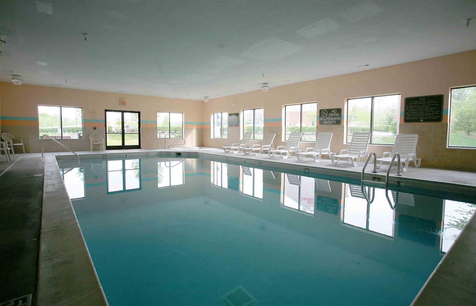 Best Western Plus Georgetown Corporate Center Hotel Зручності фото
