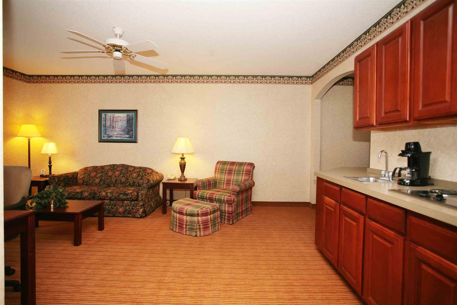 Best Western Plus Georgetown Corporate Center Hotel Номер фото