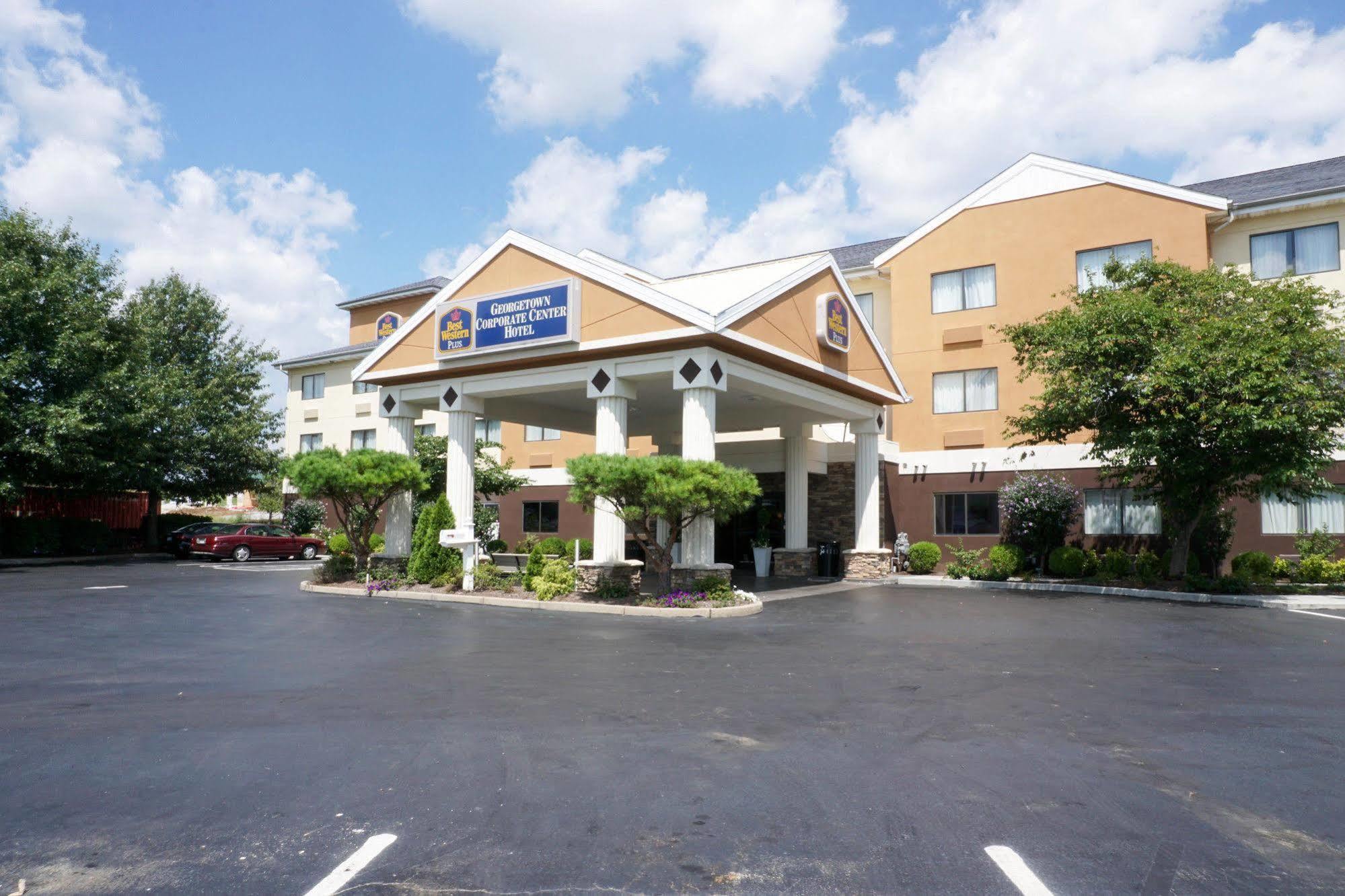 Best Western Plus Georgetown Corporate Center Hotel Екстер'єр фото